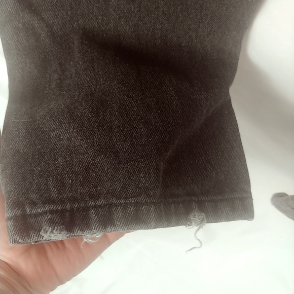 Vanilla Star 90s Straight Jean Women 3/26 Black Distressed Button Fly - Picture 6 of 8